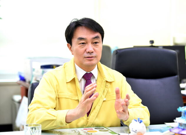 김상호 하남시장 "지속 가능 도시 하남으로 앞서 갈 것" - Vimarsana News