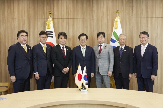 <b>김동연</b>, 일본 제조업 중심지 <b>아이치현</b>의회와 만났다