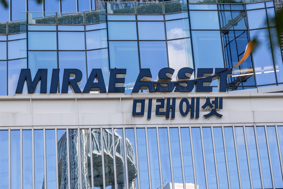 '스페이스X 테마' 기대감만 하늘 찔렀나...미래에셋벤처투자 주가 급등... - 뉴스 썸네일 이미지