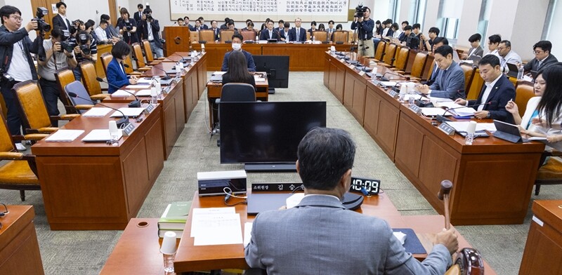 잔여 사건 추가 수사 놓고 여야 공방...종합특검 '세 번째 연장' 논란 - 뉴스 썸네일 이미지